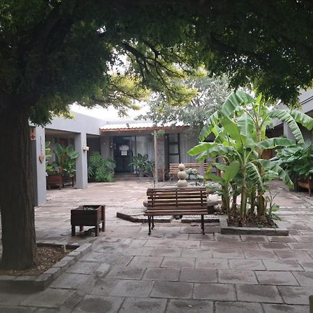 Hopetown Guesthouse Экстерьер фото