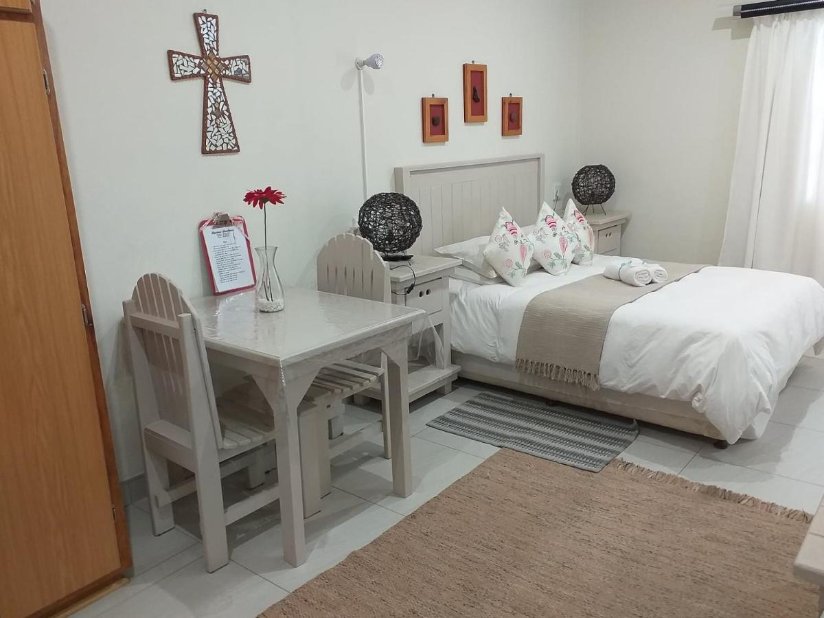 Hopetown Guesthouse Экстерьер фото