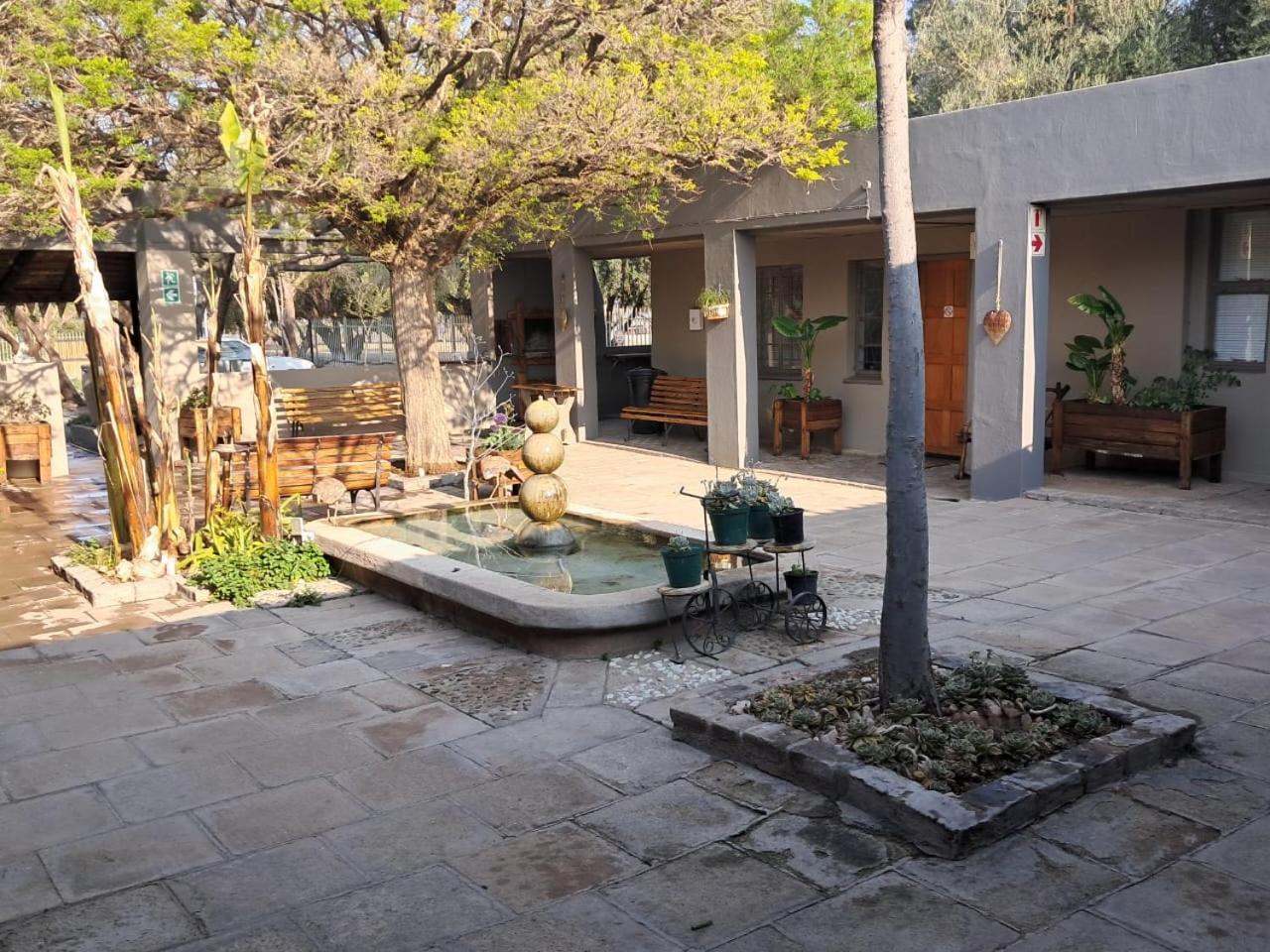 Hopetown Guesthouse Экстерьер фото